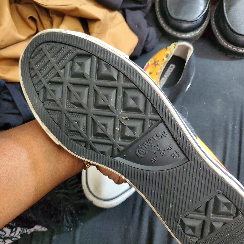 Converse - Picture 3 of 3
